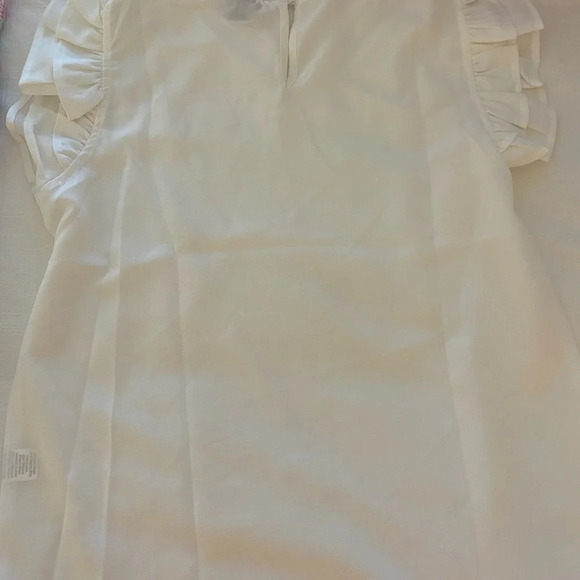 Ruffle sleeve top - Picture 4 of 4